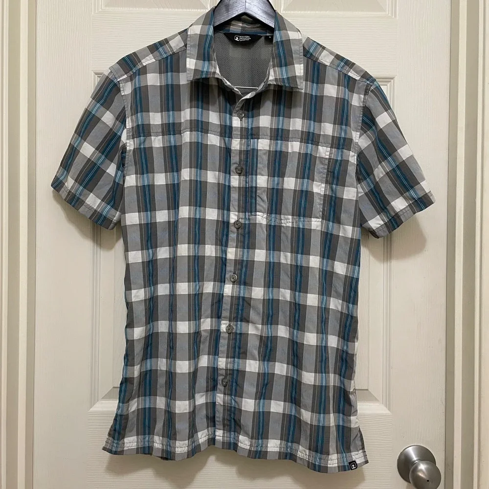 EMS Eastern Mountain Sports Plaid‎ Button Up Sm Short Sleeve Lightweight Outdoor